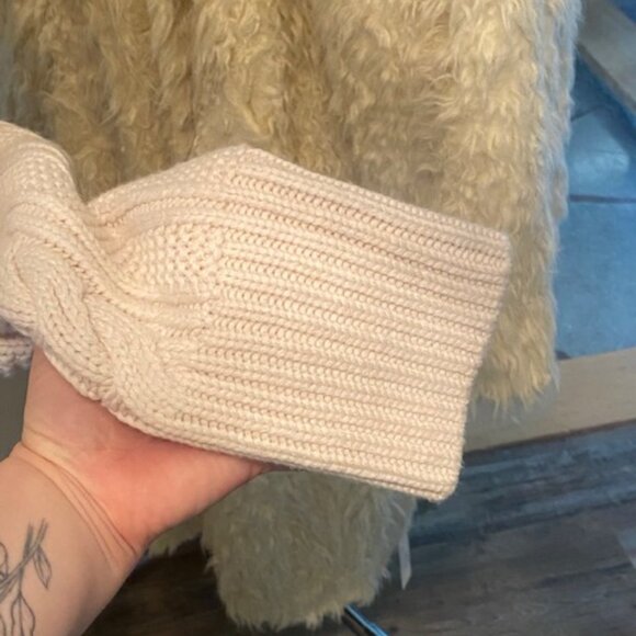 Helena Oversized Knit Coat - Picture 5 of 12